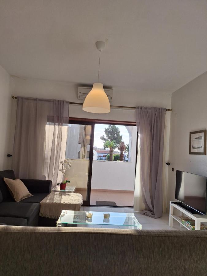 Palmeira Sol- 2 Bedrooms 300M From The Beach Ocean View Porches  Extérieur photo