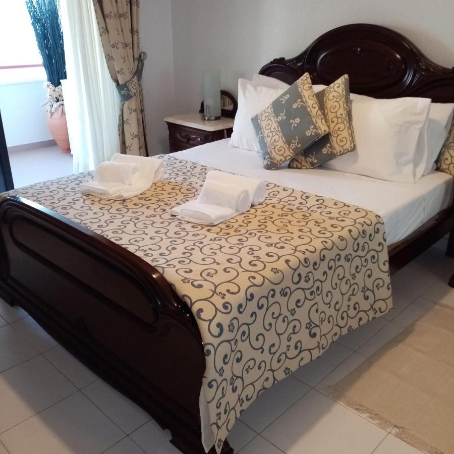 Palmeira Sol- 2 Bedrooms 300M From The Beach Ocean View Porches  Extérieur photo