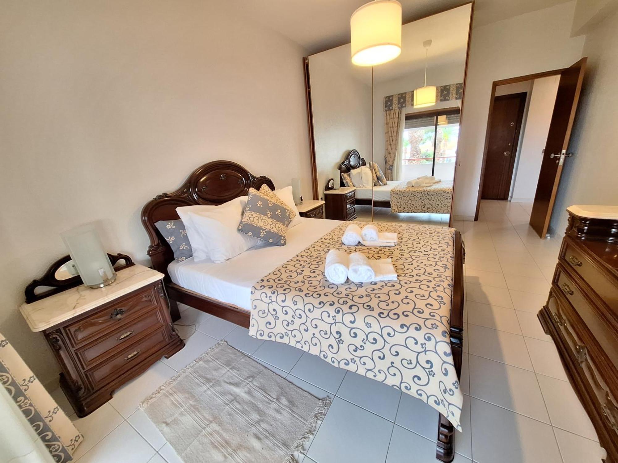 Palmeira Sol- 2 Bedrooms 300M From The Beach Ocean View Porches  Extérieur photo